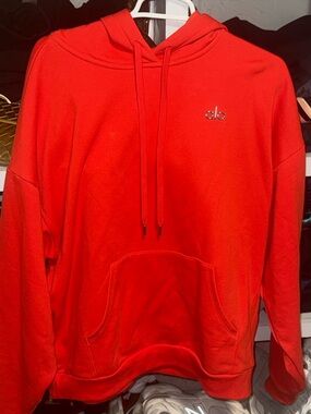 ALO bright red accolade hoodie